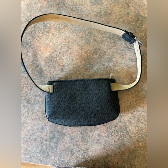 Michael Kors - Picture 4 of 8